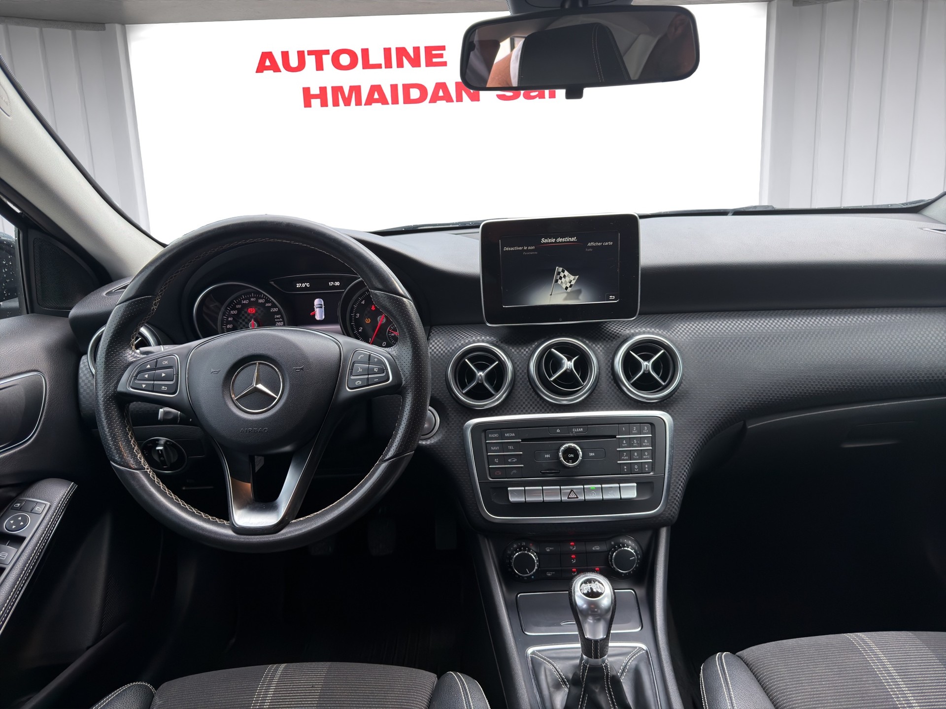 MERCEDES-BENZ A 180 Urban-image-6