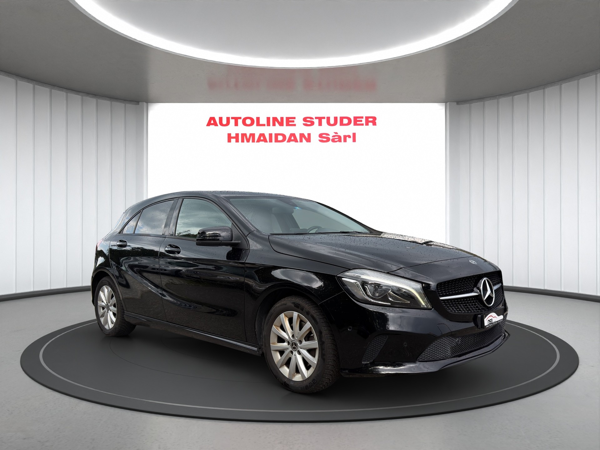 MERCEDES-BENZ A 180 Urban-image-2