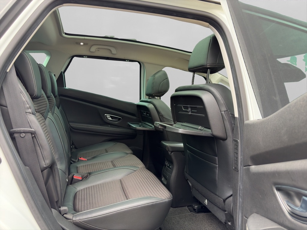 RENAULT Scénic 1.3 16V Turbo Intens EDC-image-11