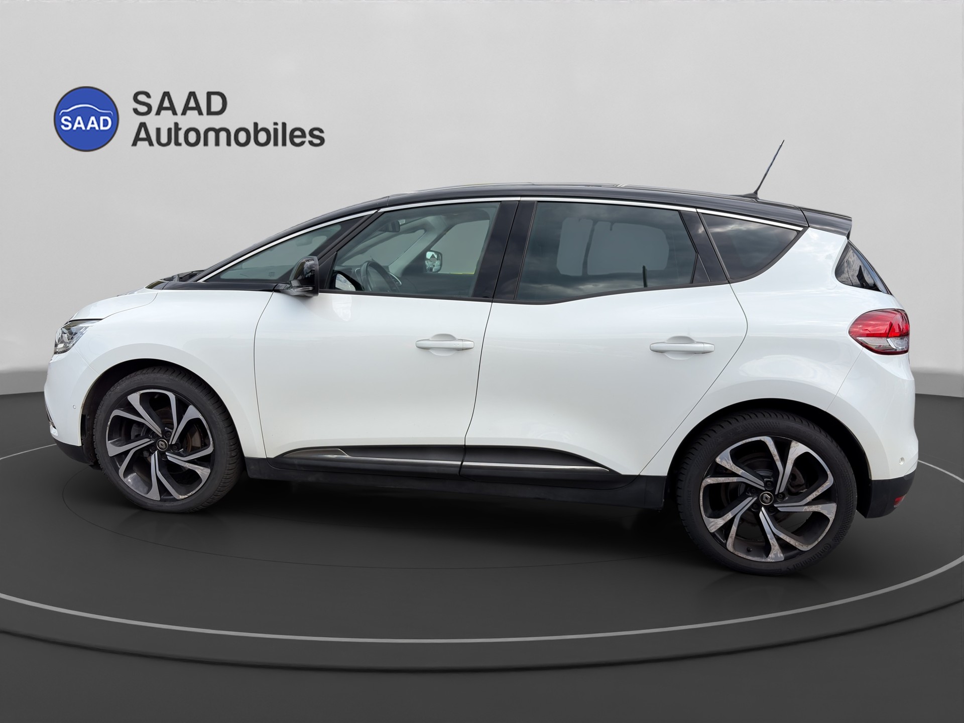 RENAULT Scénic 1.3 16V Turbo Intens EDC-image-2