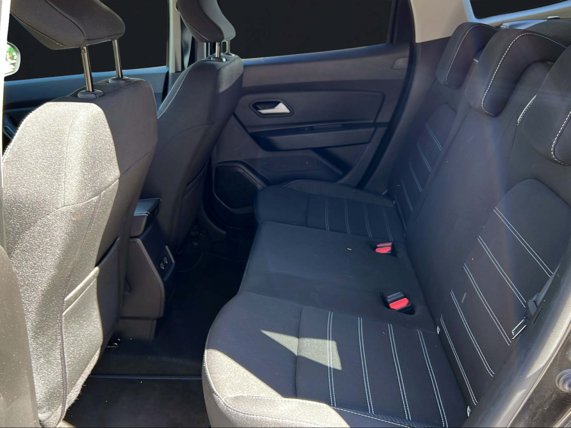 DACIA Duster 1.3 TCe 150 Journey EDC-image-10