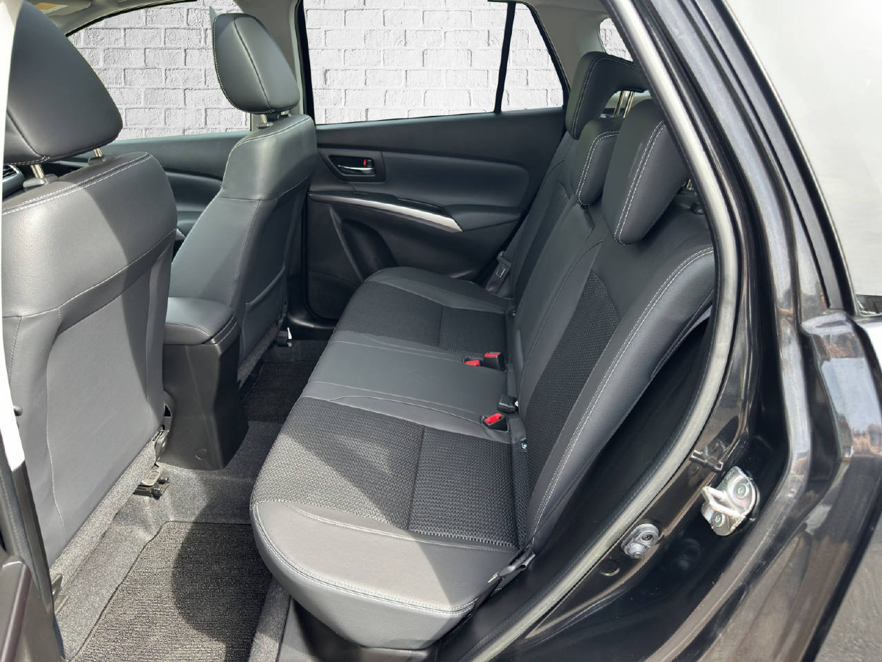 SUZUKI SX4 S-Cross 1.4 T Compact Top Hybrid 4x4-image-8