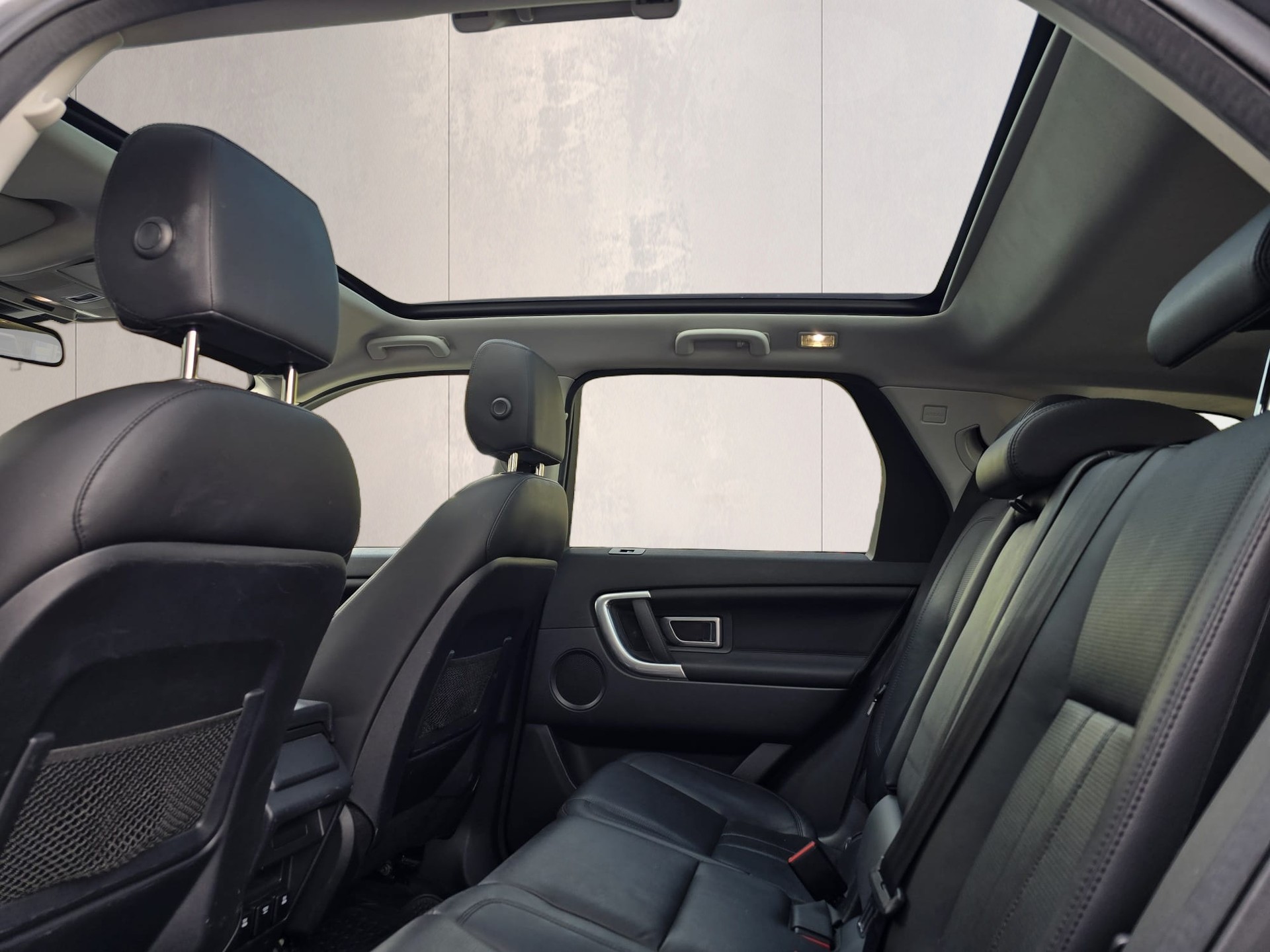 LAND ROVER Discovery Sport 2.0 TD4 Pure AT9-image-18