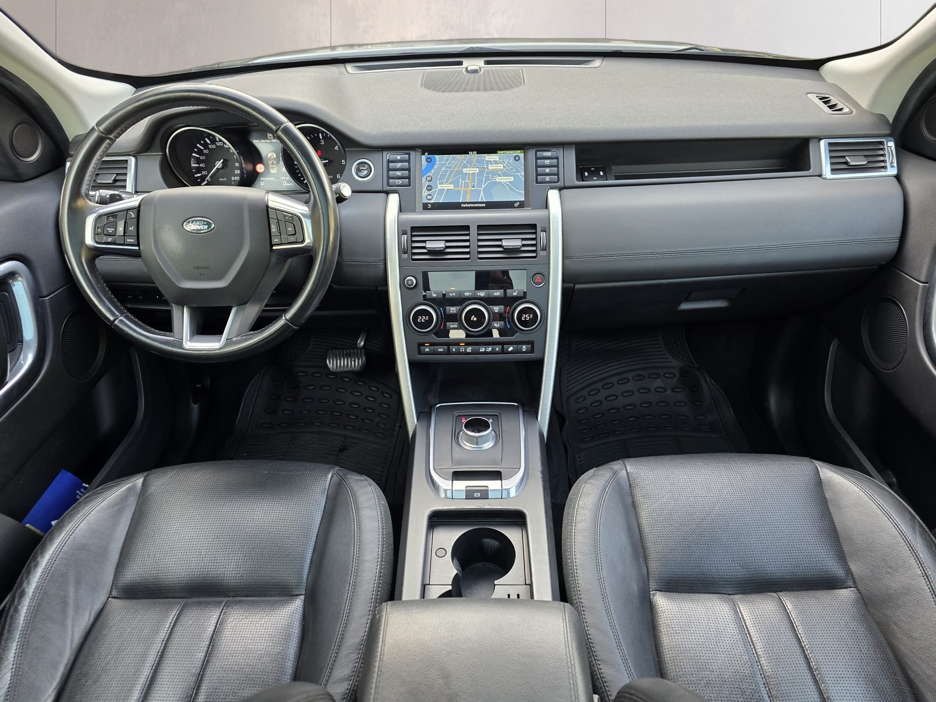 LAND ROVER Discovery Sport 2.0 TD4 Pure AT9-image-8