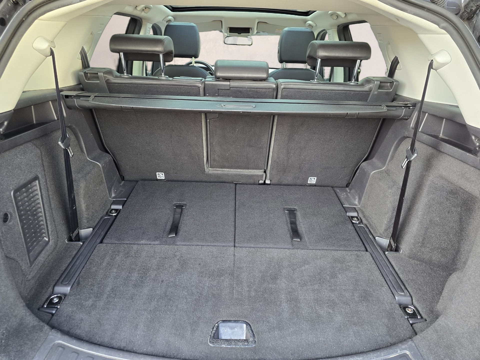 LAND ROVER Discovery Sport 2.0 TD4 Pure AT9-image-19