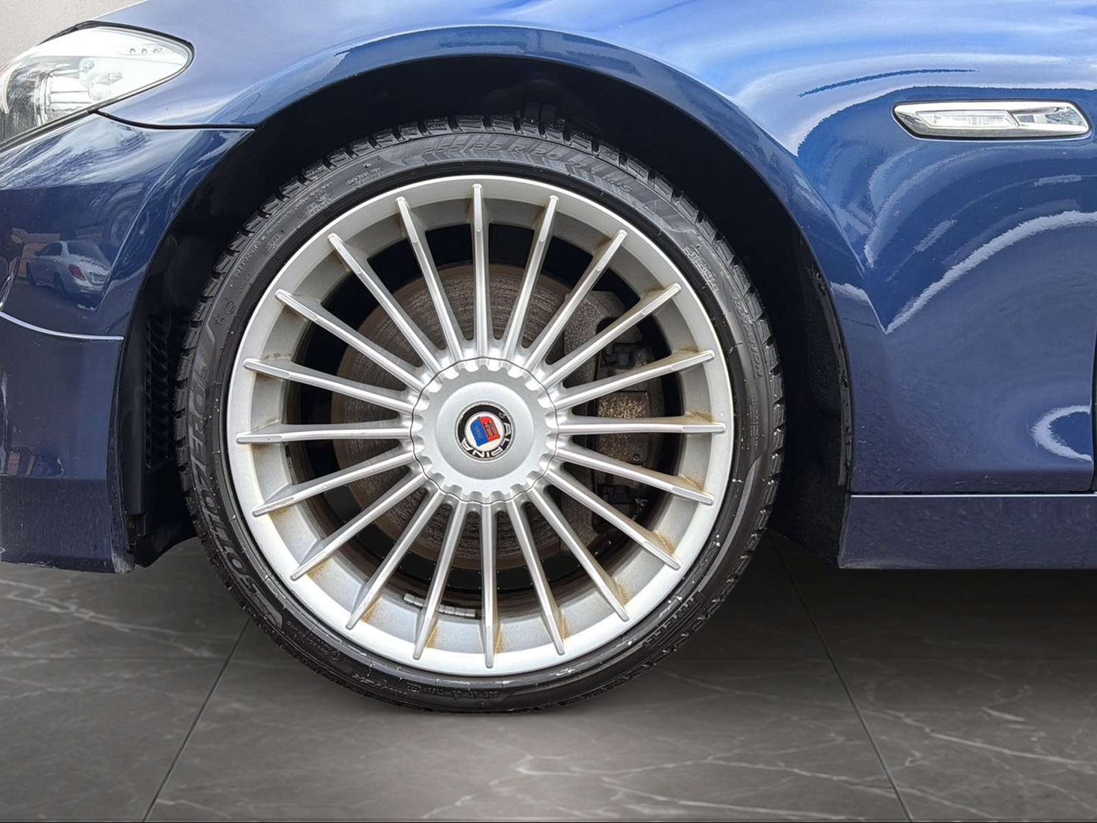 BMW-ALPINA D5 BiTurbo 3.0d Switch-Tronic-image-8
