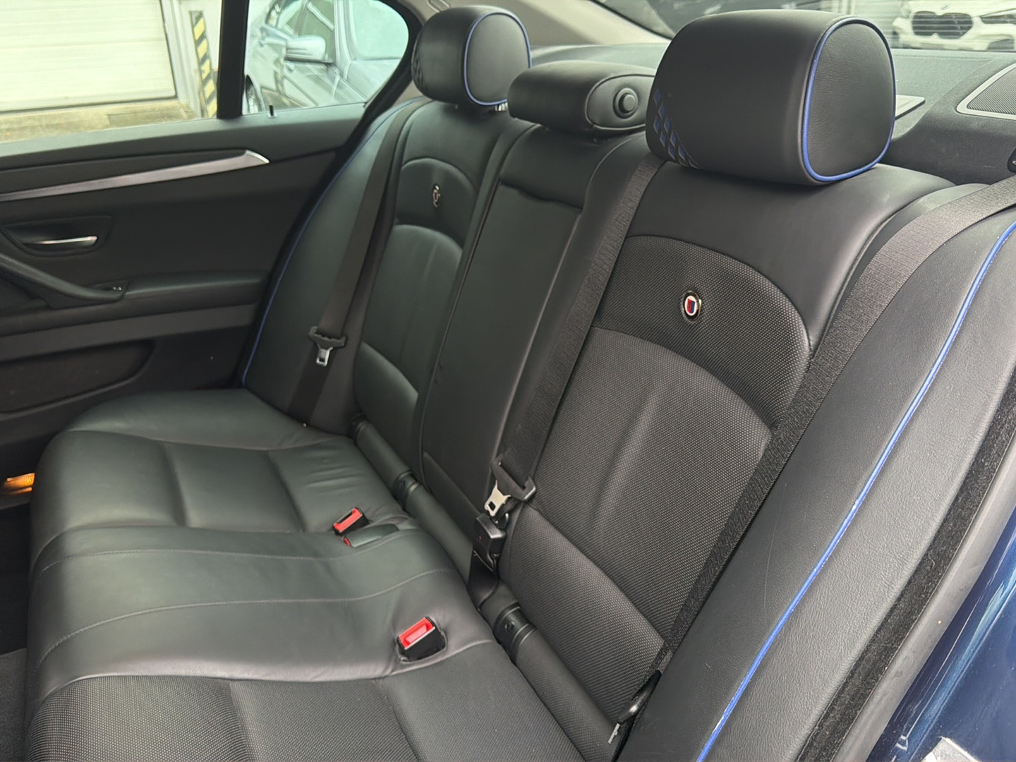 BMW-ALPINA D5 BiTurbo 3.0d Switch-Tronic-image-9