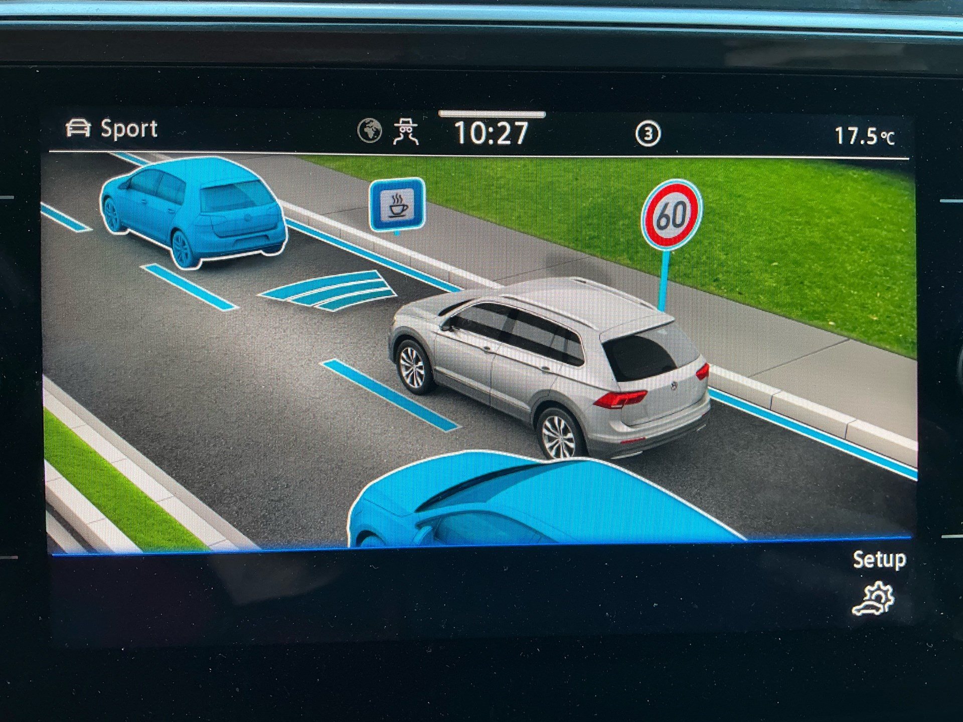 VW Tiguan Allspace R-Line 4Motion *** PANORAMADACH & 7 PLÄTZER ***-image-18