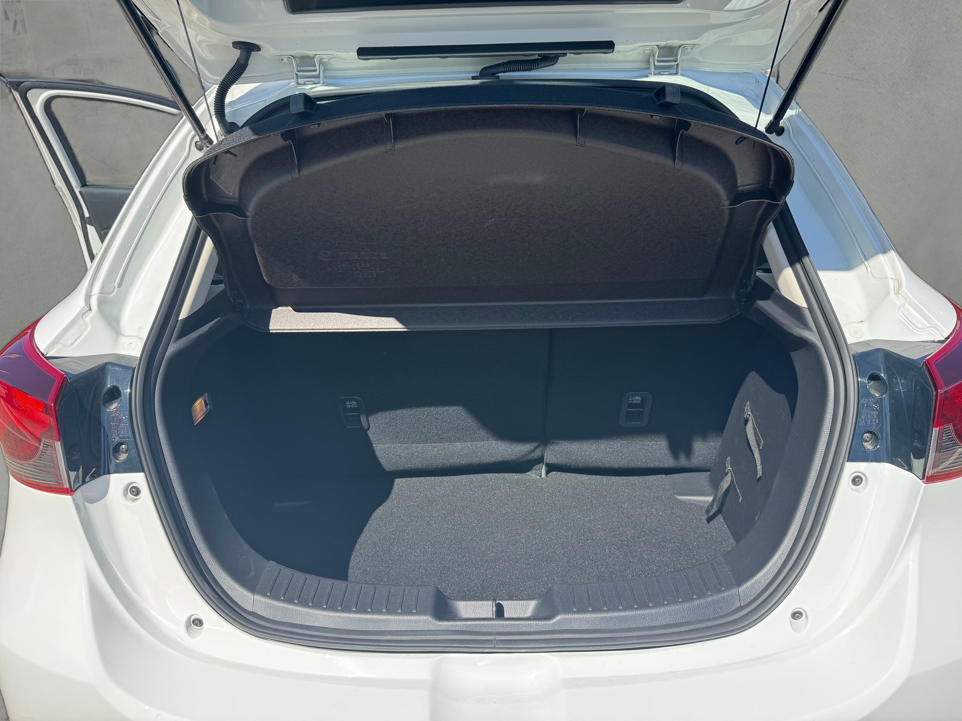 MAZDA 2 SKYACTIV-G 90 Mild Hybrid Center-Line-image-10