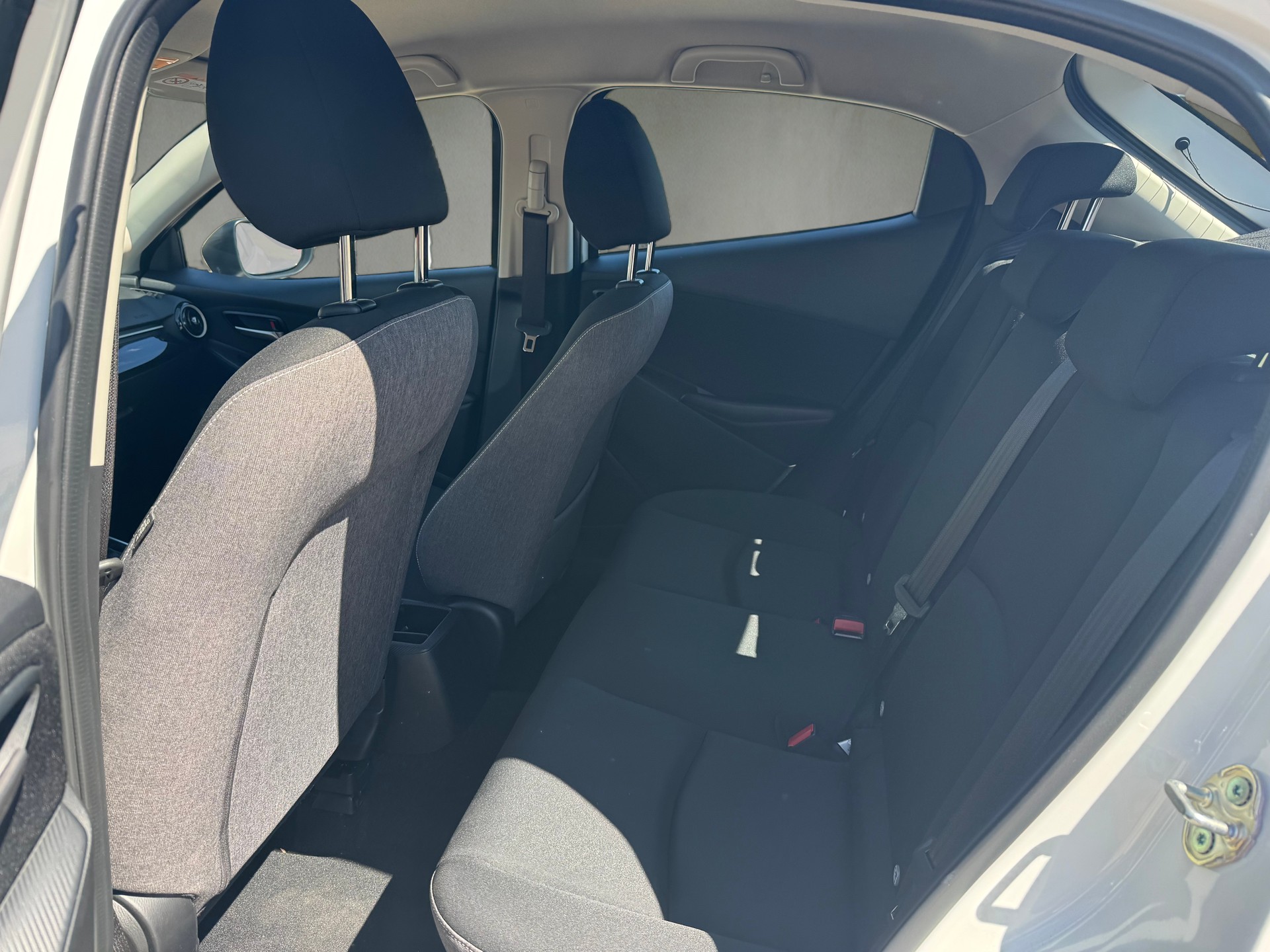 MAZDA 2 SKYACTIV-G 90 Mild Hybrid Center-Line-image-9