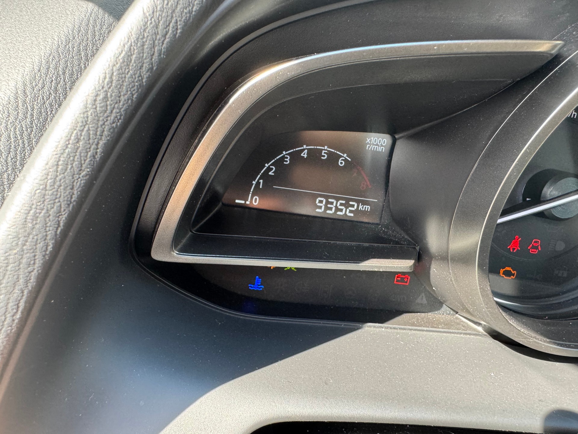 MAZDA 2 SKYACTIV-G 90 Mild Hybrid Center-Line-image-11