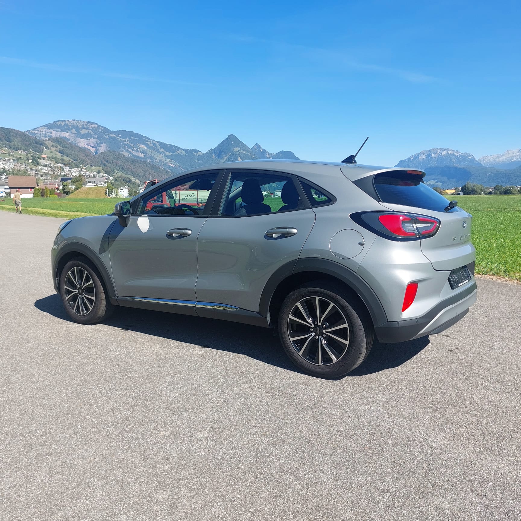 FORD Puma 1.0 MHEV Titanium-image-3