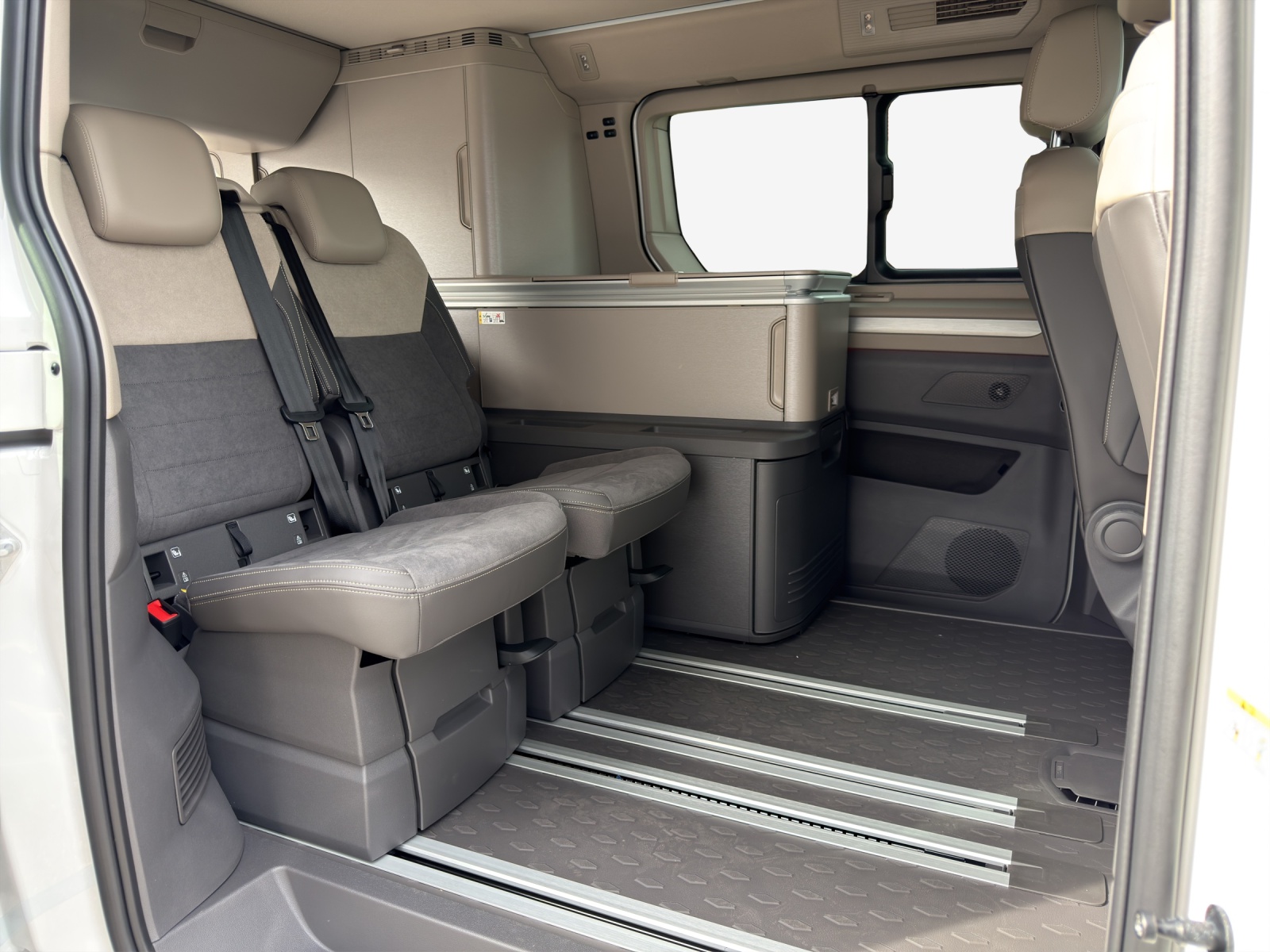 VW California eHybrid Ocean Liberty 4Motion-image-15