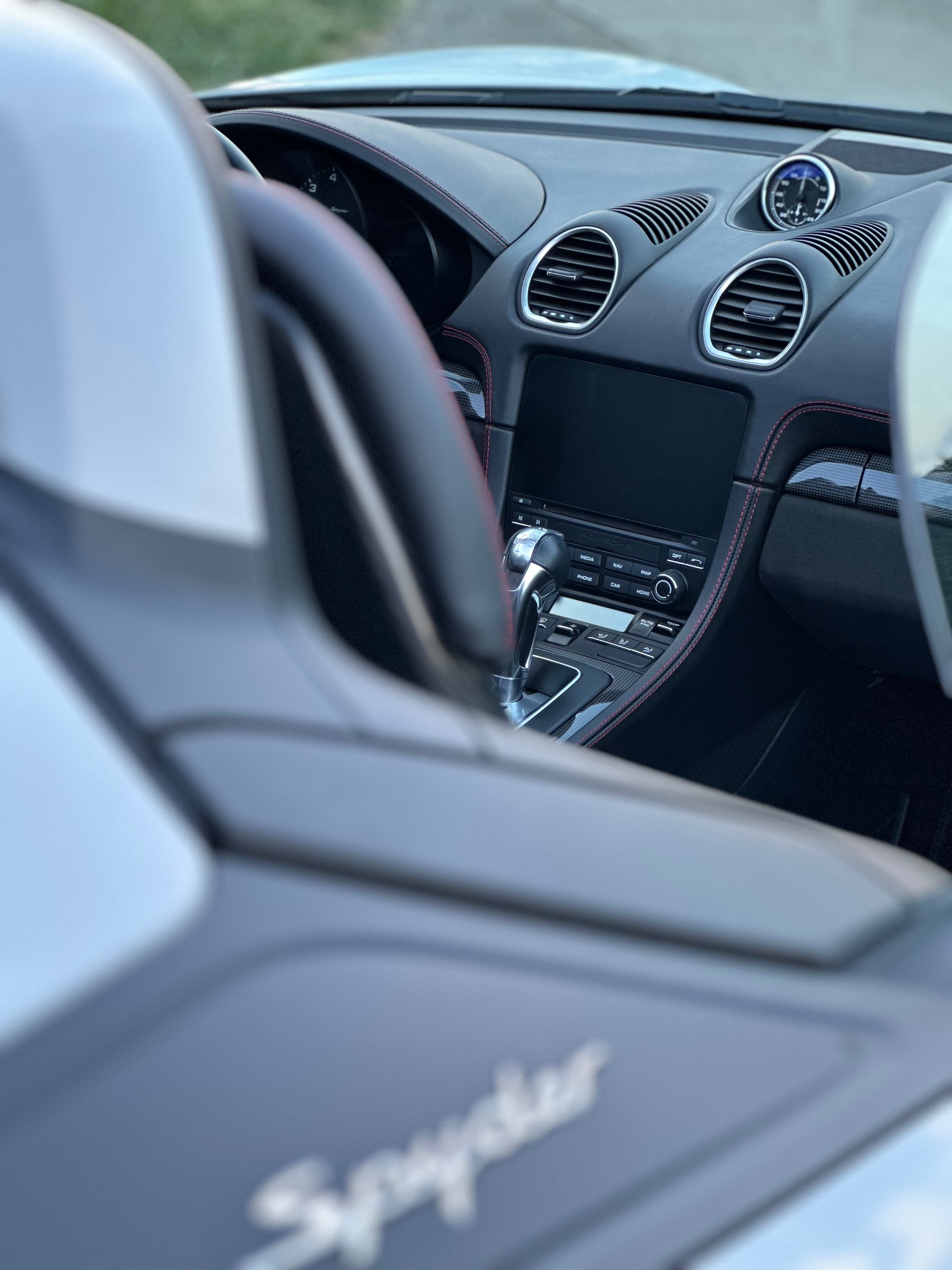 PORSCHE 718 Boxster Spyder PDK Craie/Kreide-image-6