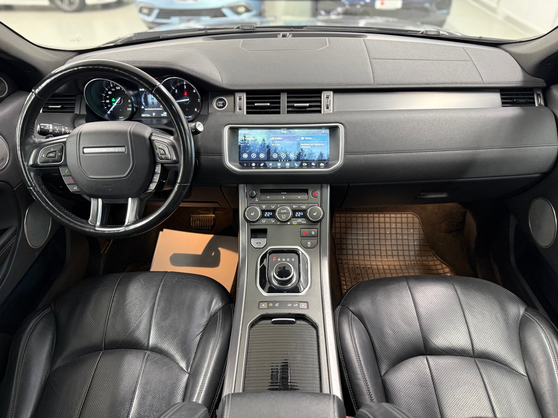 LAND ROVER Range Rover Evoque 2.0 TD4 SE Dynamic AT9-image-20