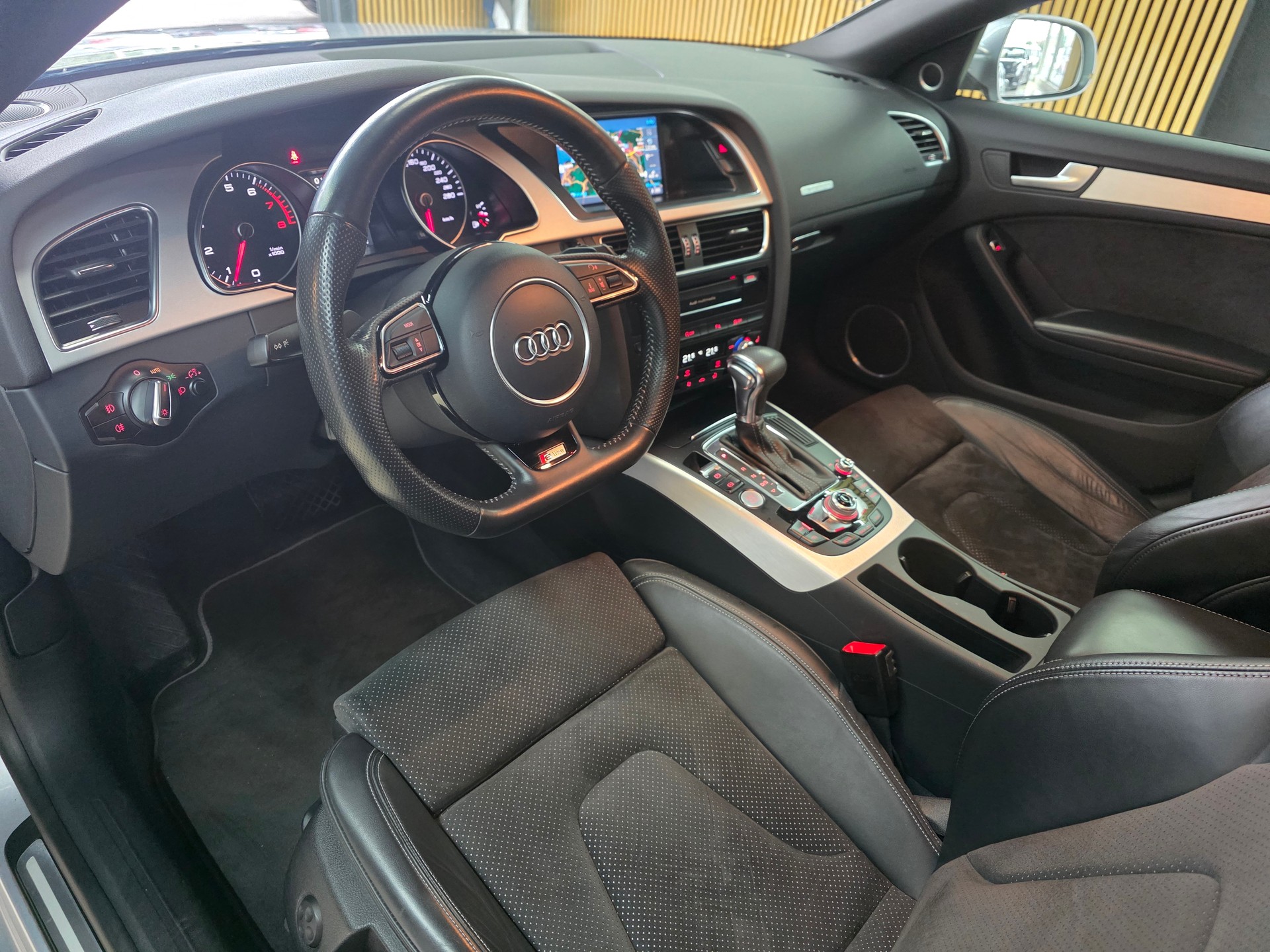 AUDI A5 Sportback 2.0 TFSI quattro S-tronic-image-7
