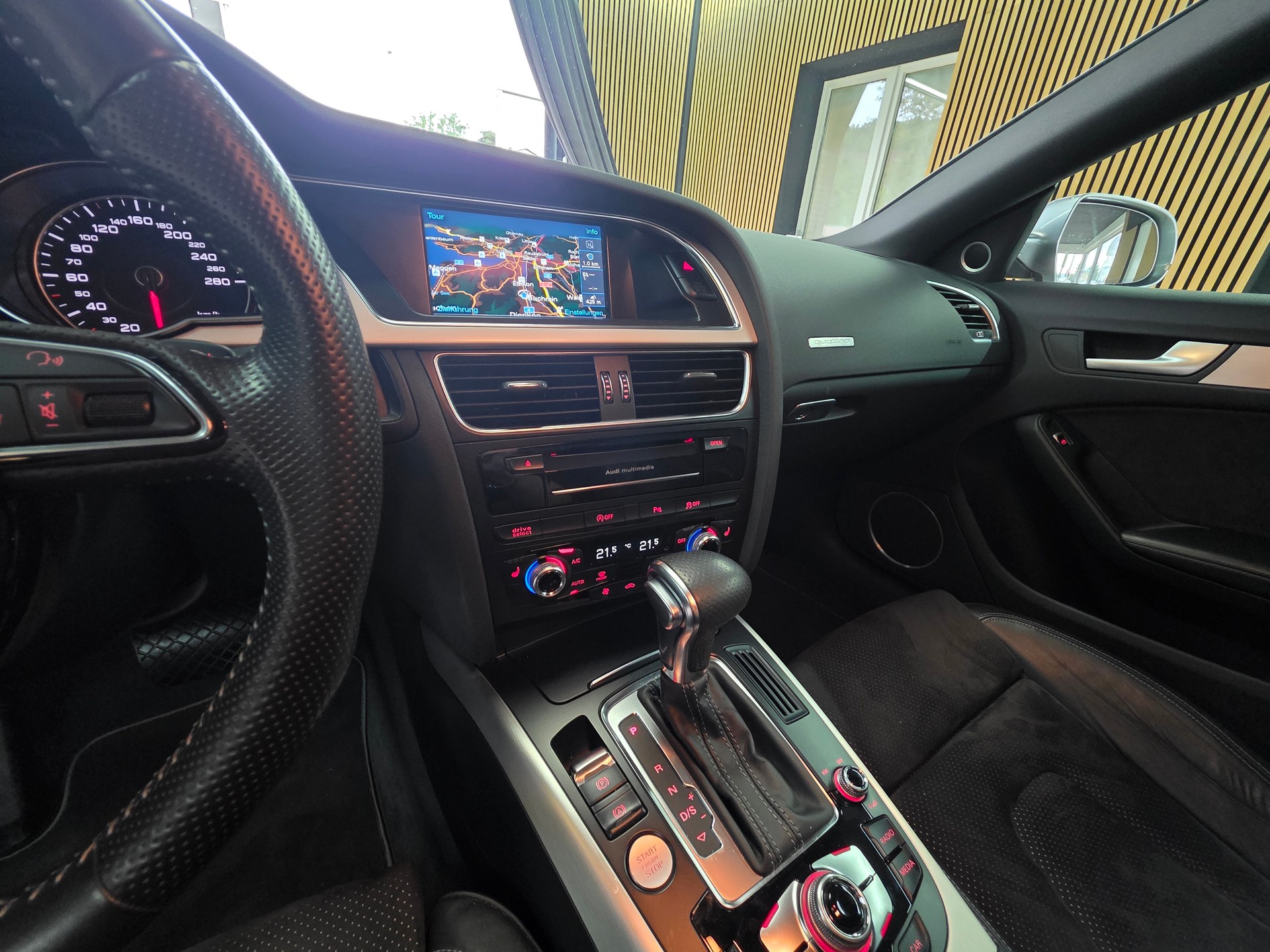AUDI A5 Sportback 2.0 TFSI quattro S-tronic-image-12
