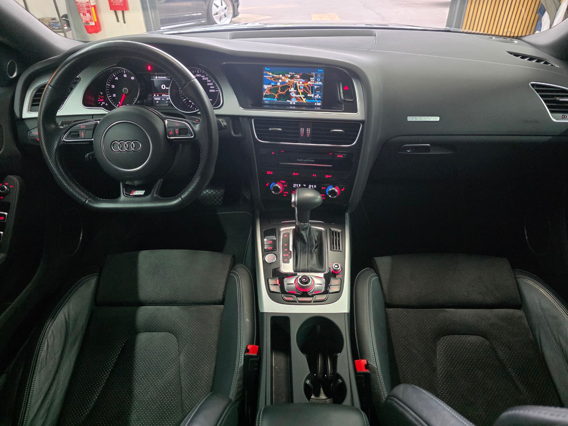 AUDI A5 Sportback 2.0 TFSI quattro S-tronic-image-11