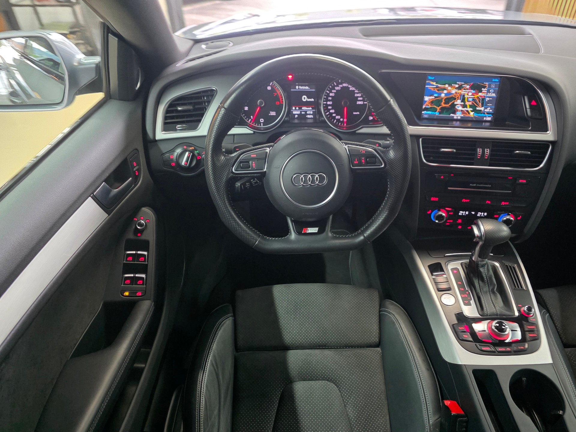AUDI A5 Sportback 2.0 TFSI quattro S-tronic-image-10