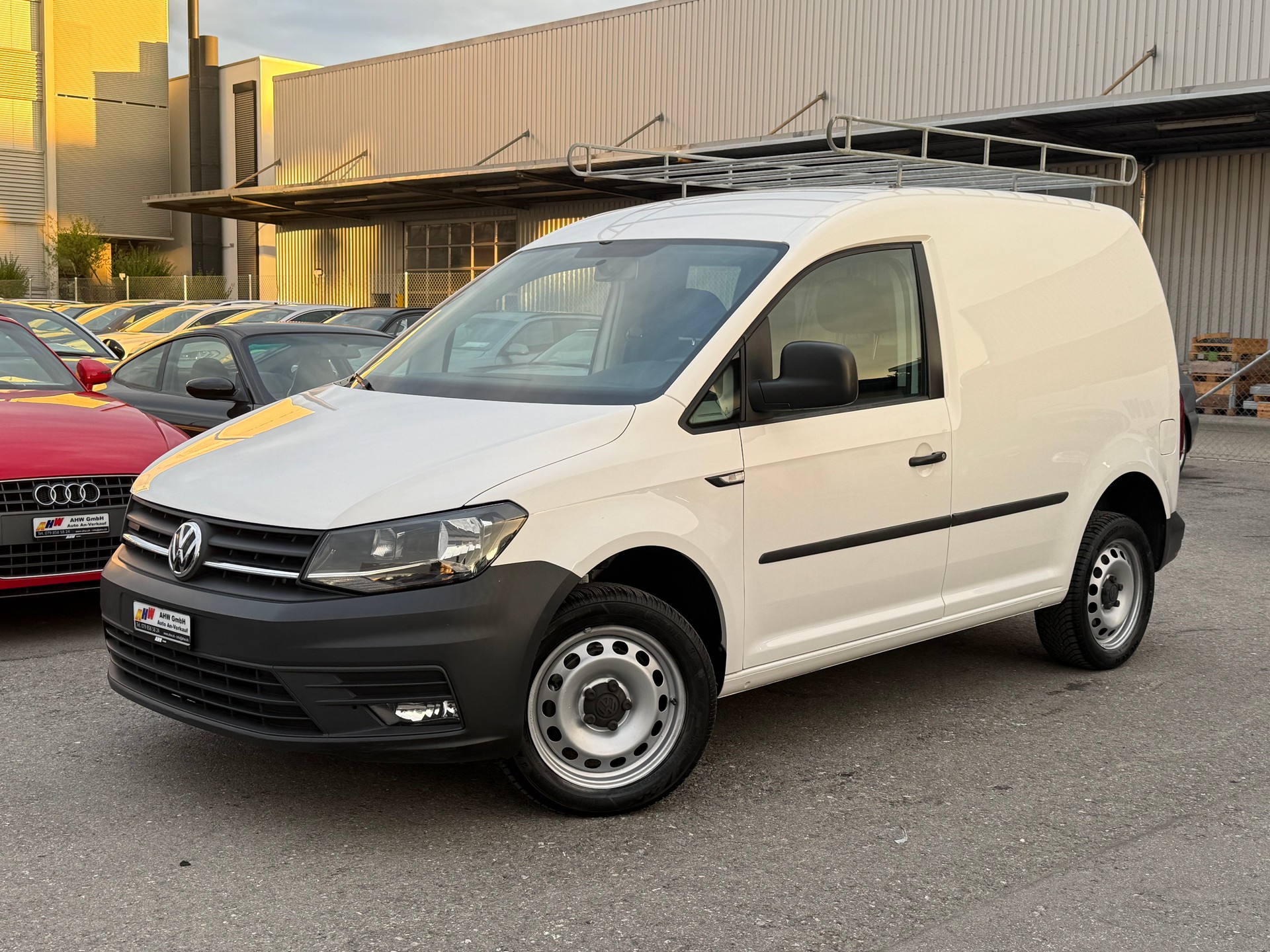 VW Caddy 2.0TDI 4Motion BlueMotion Technology / Frisch ab MFK / 1 Jahr Garantie / Klima / PDC / Tempomat / Bluetooth / 1.Hand-image-0