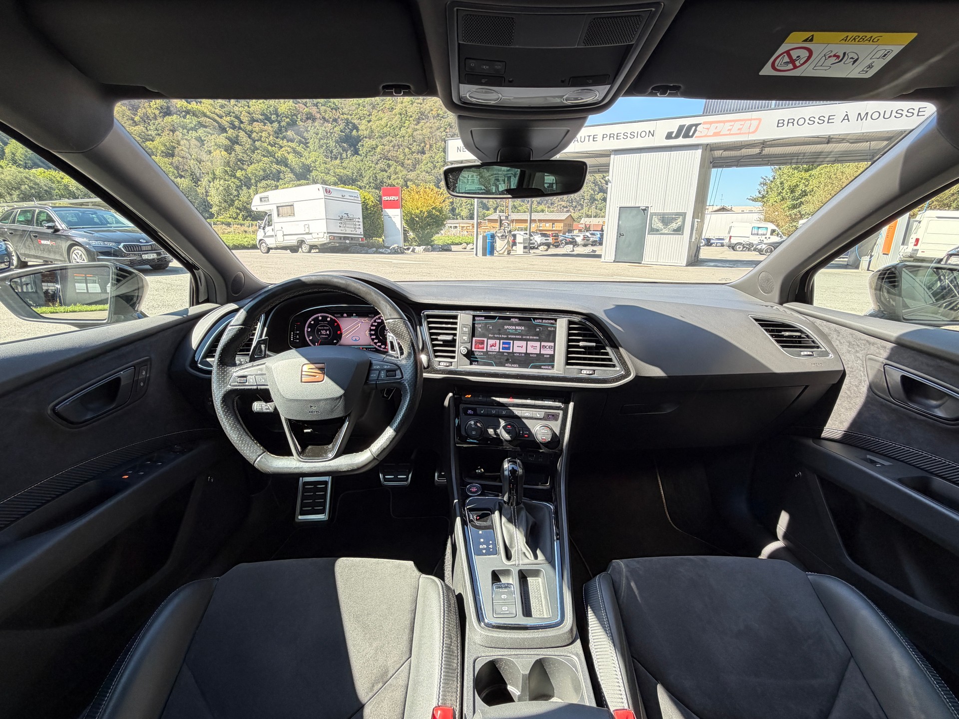 SEAT Leon 2.0 TSI Cupra 300 DSG 4Drive-image-18