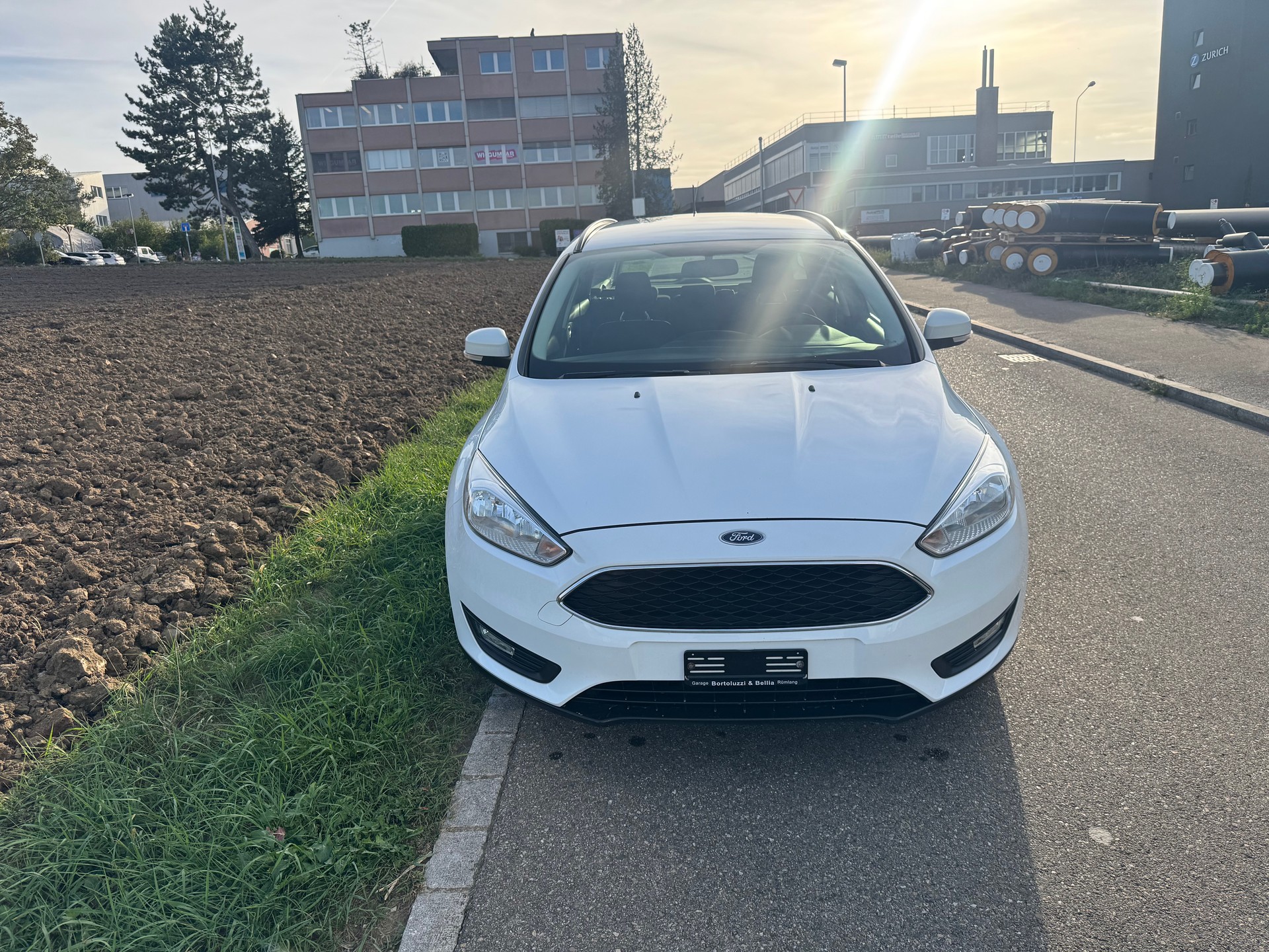 FORD Focus 1.5 TDCi ECOnetic Trend-image-1