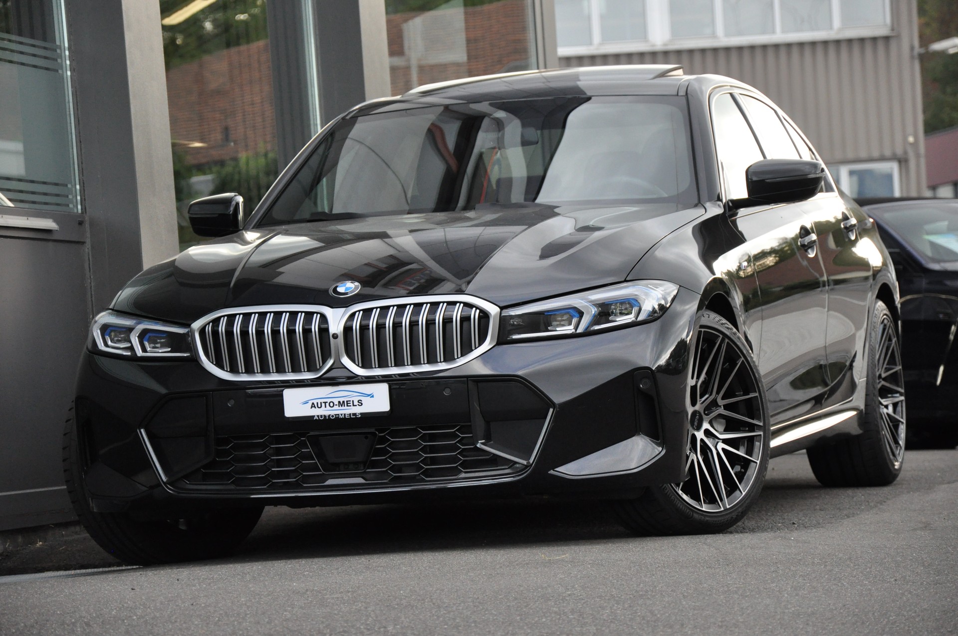 BMW 330i xDrive Steptronic M Sport-image-0