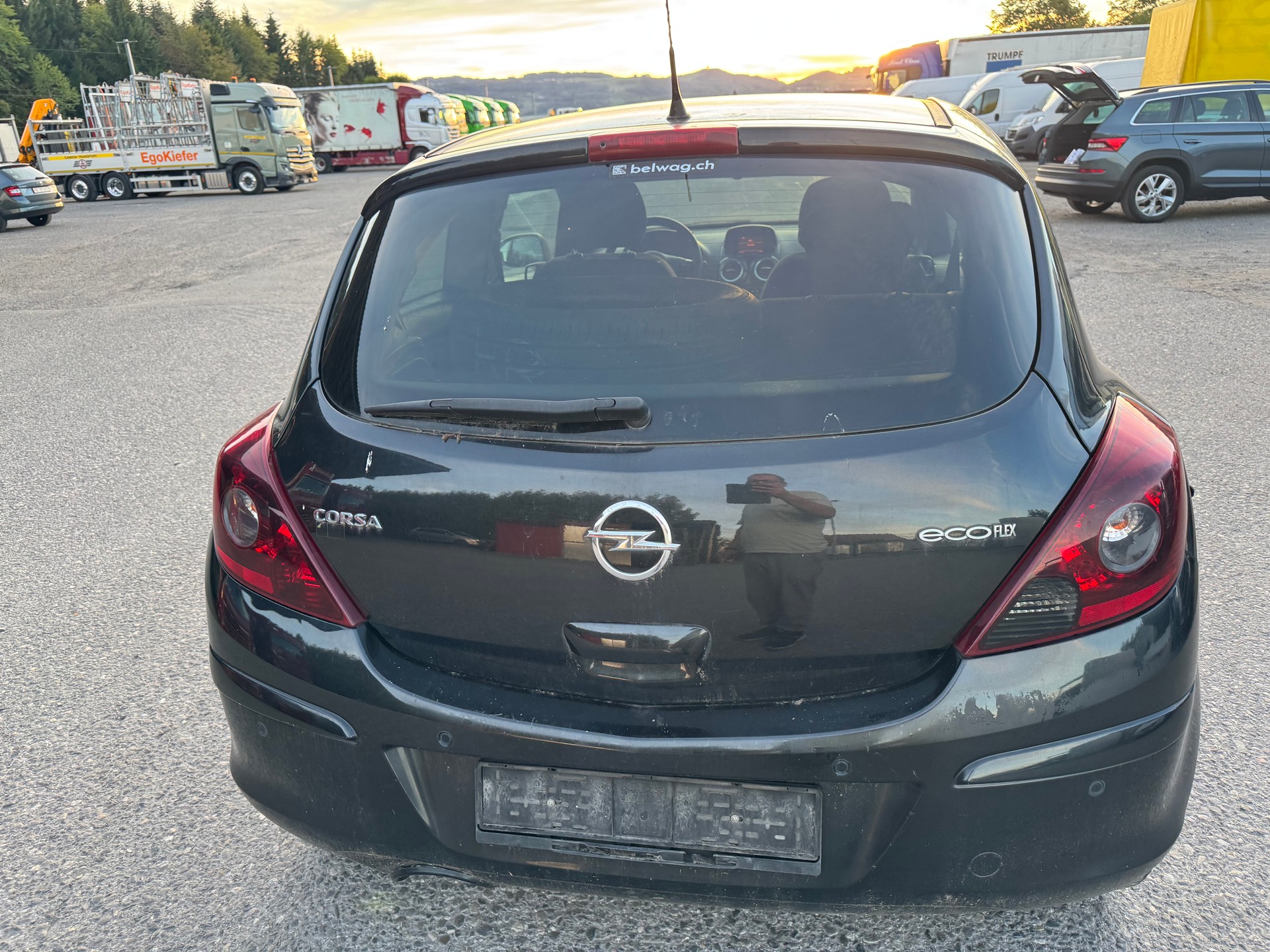 OPEL Corsa 1.2 TP Color Edition-image-2