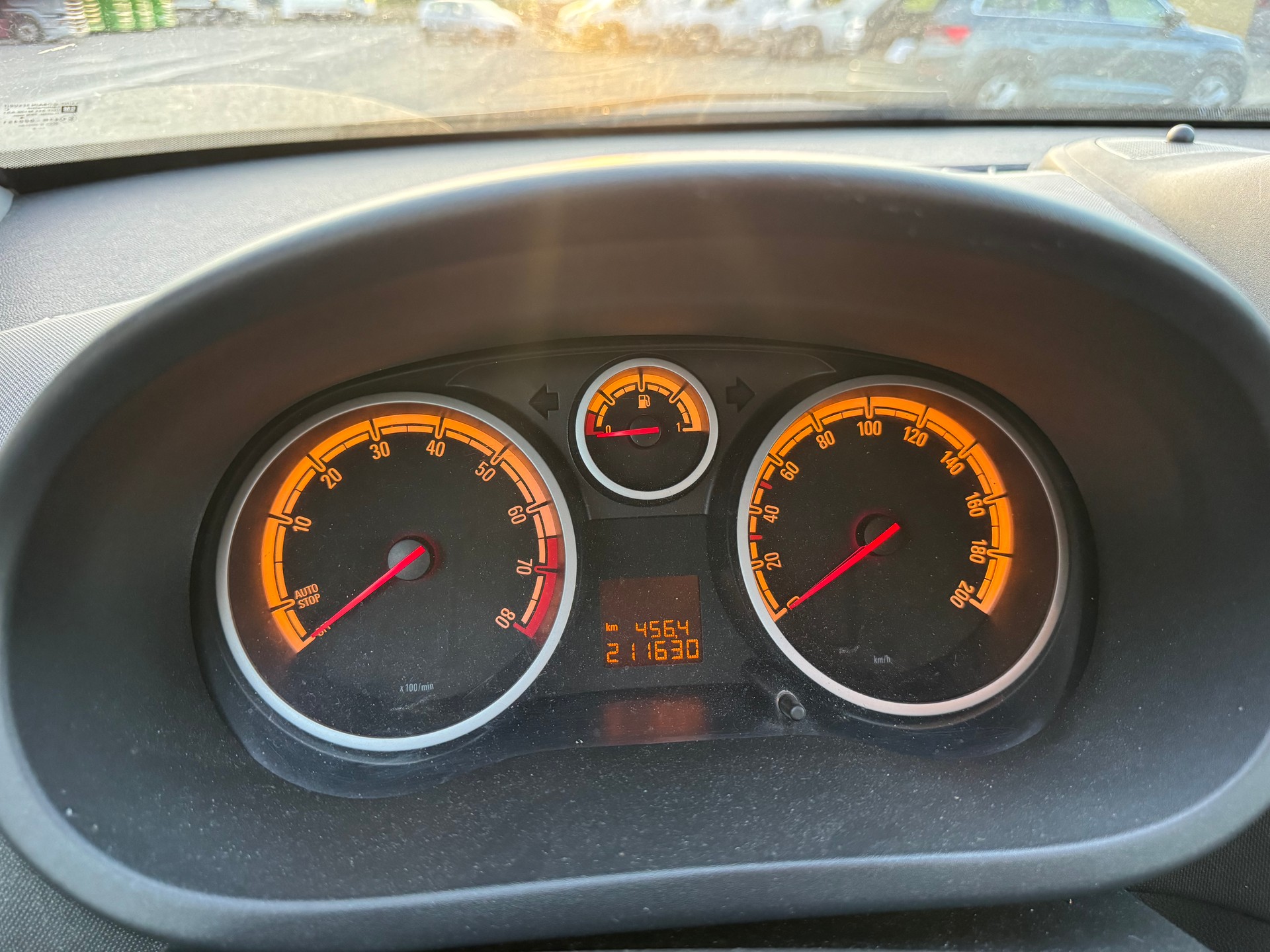 OPEL Corsa 1.2 TP Color Edition-image-8
