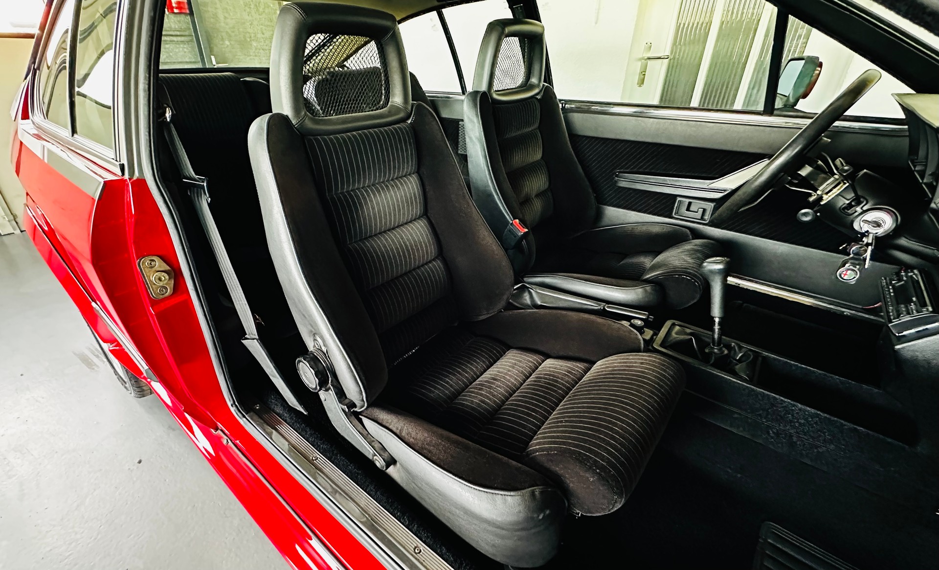 ALFA ROMEO GTV 6 2.5 "GRAND PRIX" Veteran-image-12