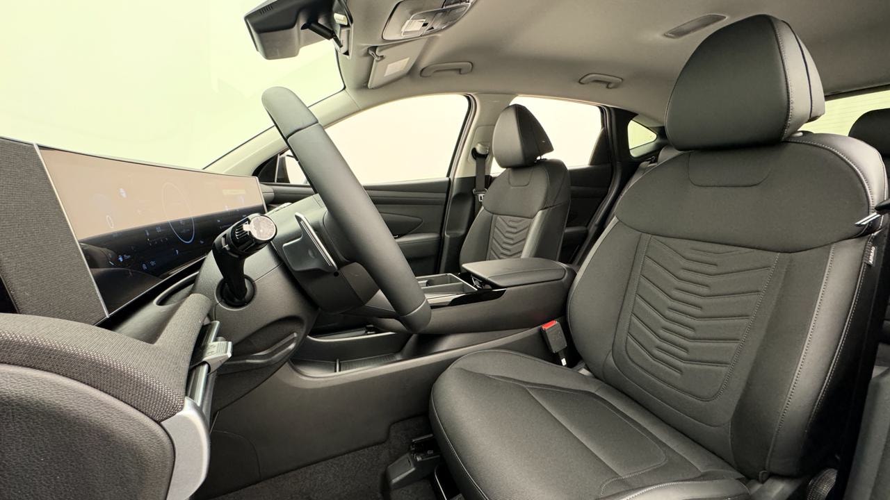 HYUNDAI Tucson 1.6 TGDI Limited 4WD DCT-image-4