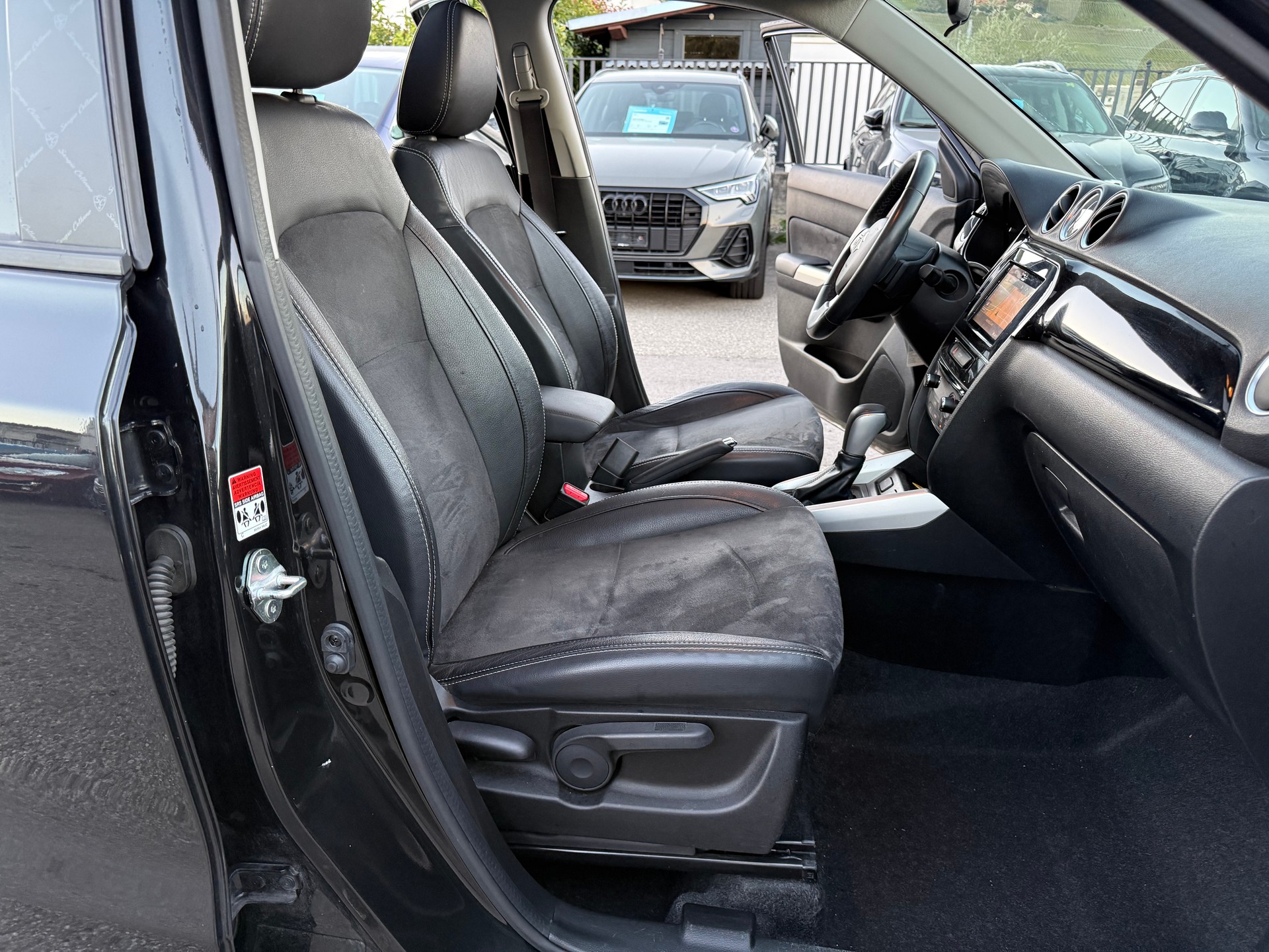 SUZUKI Vitara 1.6 S.Cellano Top Automatic-image-10