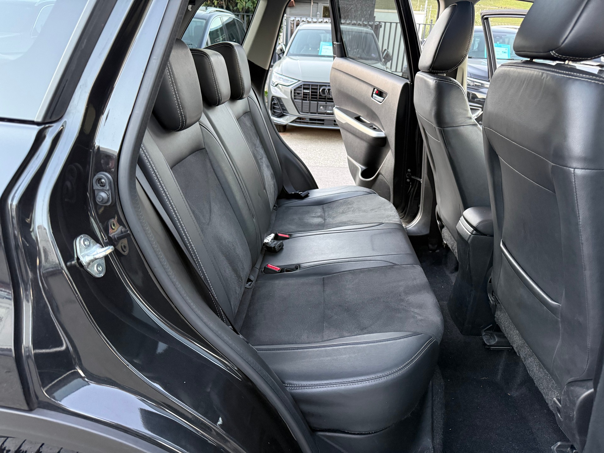 SUZUKI Vitara 1.6 S.Cellano Top Automatic-image-11