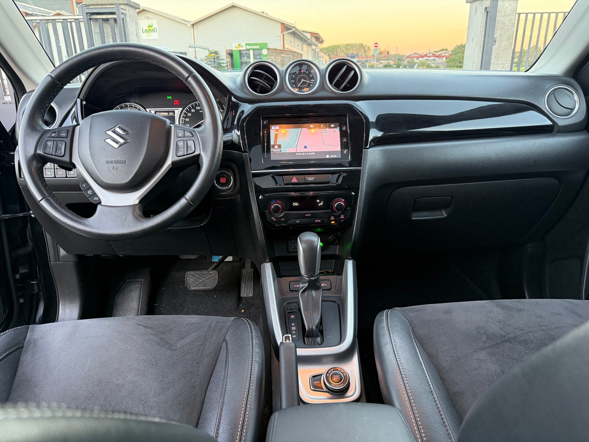 SUZUKI Vitara 1.6 S.Cellano Top Automatic-image-8