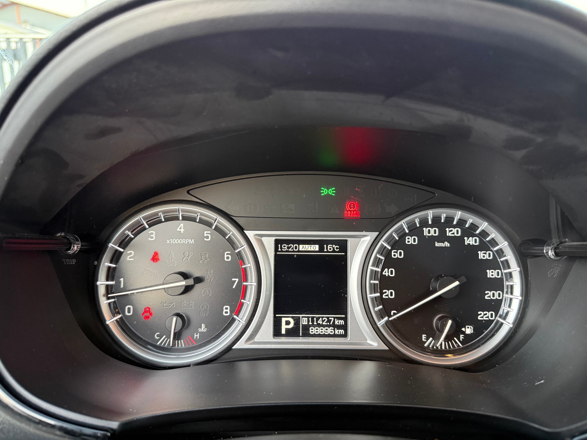 SUZUKI Vitara 1.6 S.Cellano Top Automatic-image-13