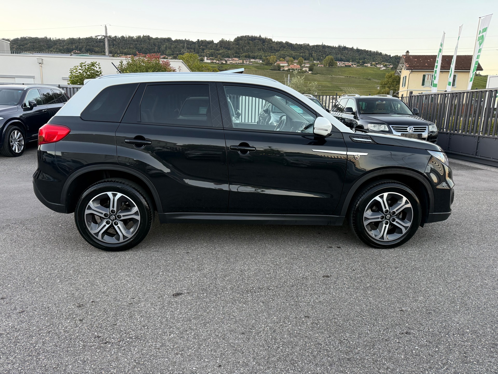 SUZUKI Vitara 1.6 S.Cellano Top Automatic-image-4