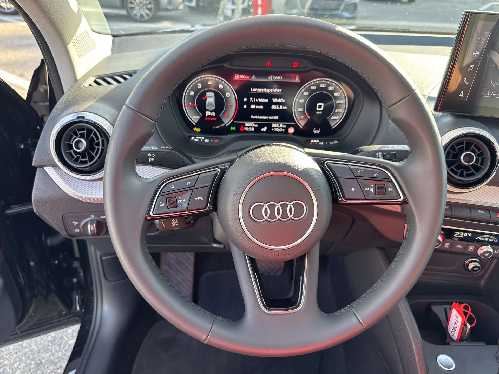 AUDI Q2 35 TFSi S-Line S-Tronic Automat-image-15