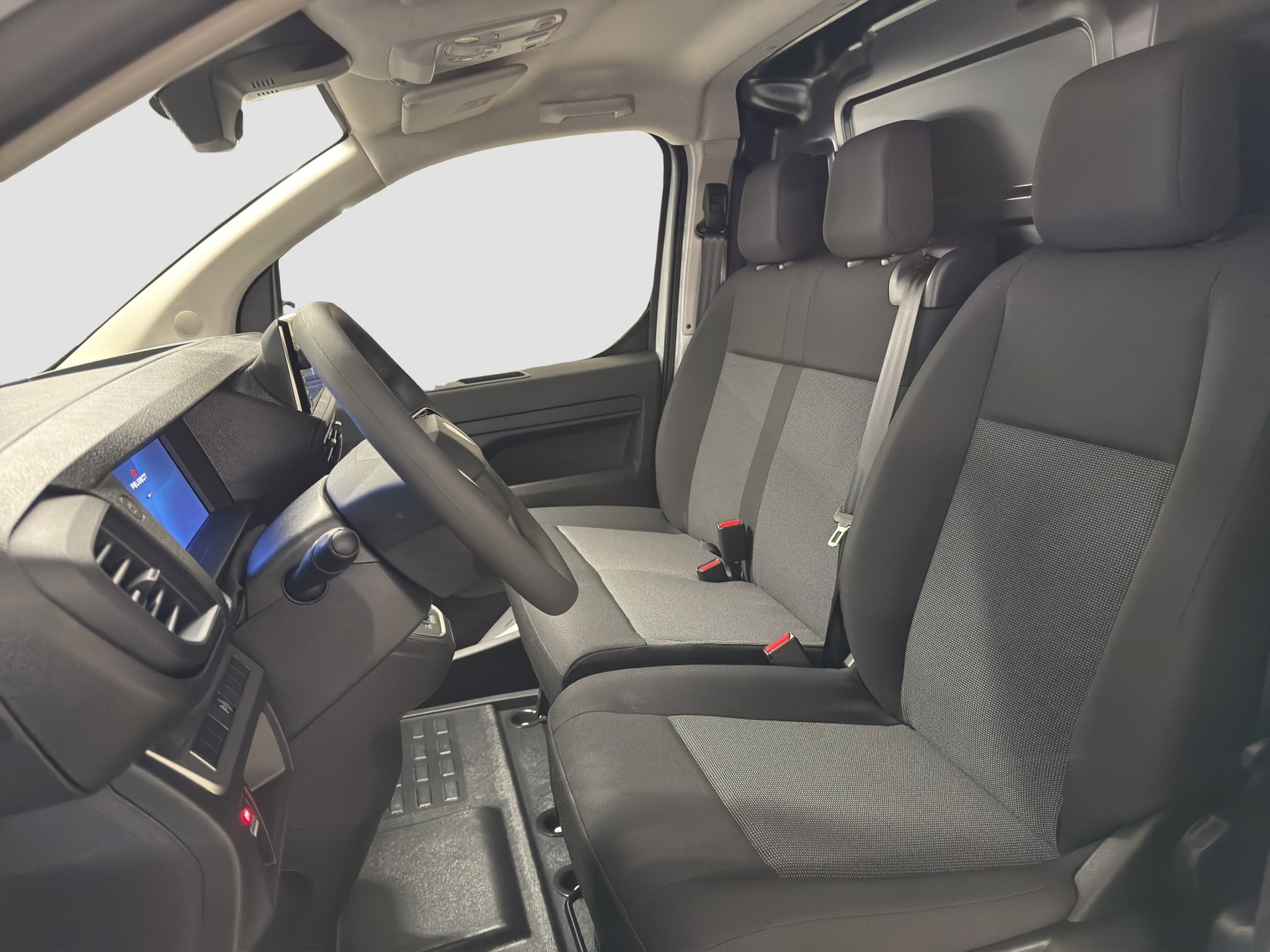 PEUGEOT Expert Kaw. Standard 2.2 BlueHDi 150 S/S-image-8