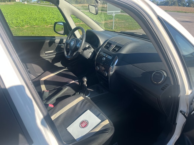 FIAT Sedici 1.6 4WD Freestyle-image-7