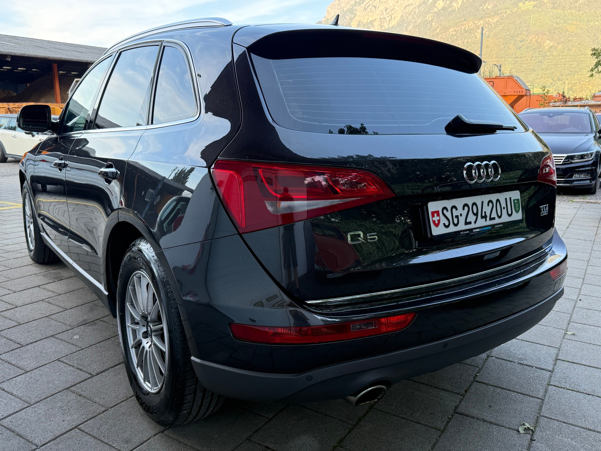 AUDI Q5 2.0 TDI-image-3