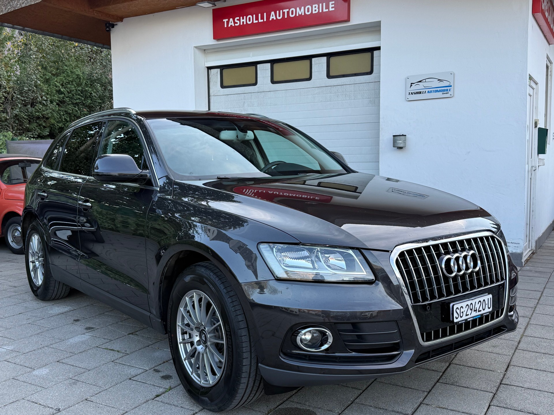 AUDI Q5 2.0 TDI-image-0
