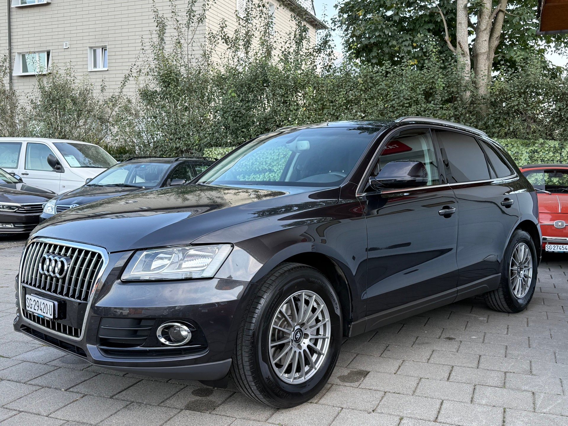 AUDI Q5 2.0 TDI-image-2