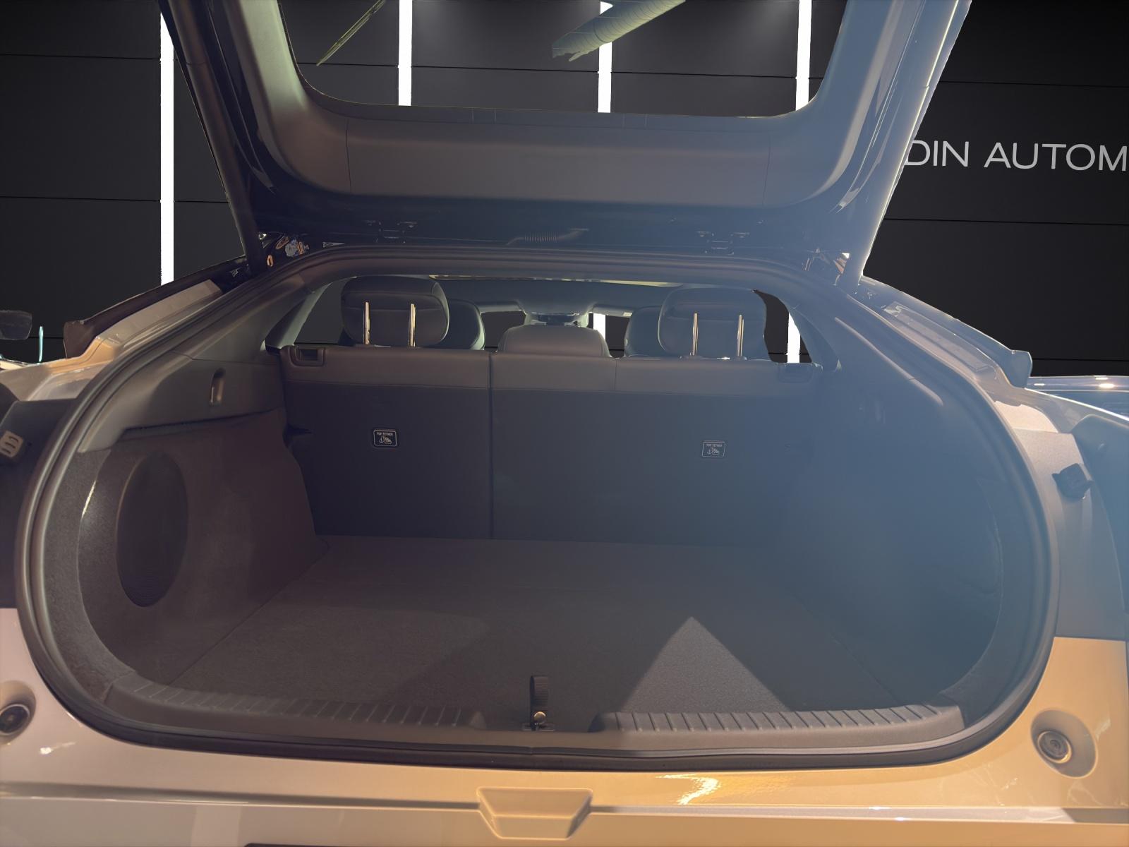 XPENG P7+ Performance AWD-image-14