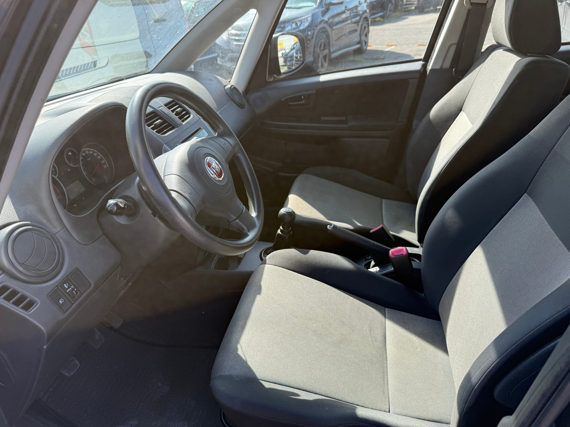 FIAT Sedici 1.6 4WD Dynamic-image-6