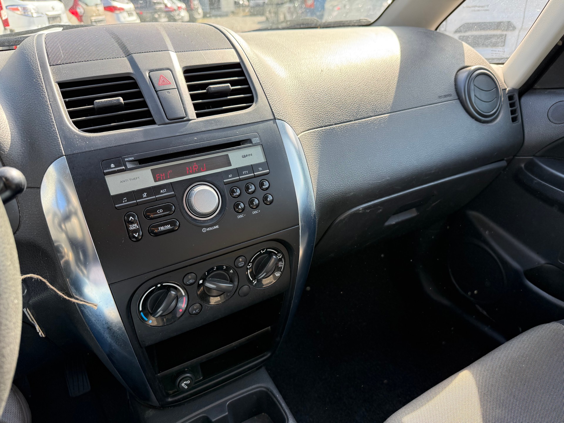 FIAT Sedici 1.6 4WD Dynamic-image-12