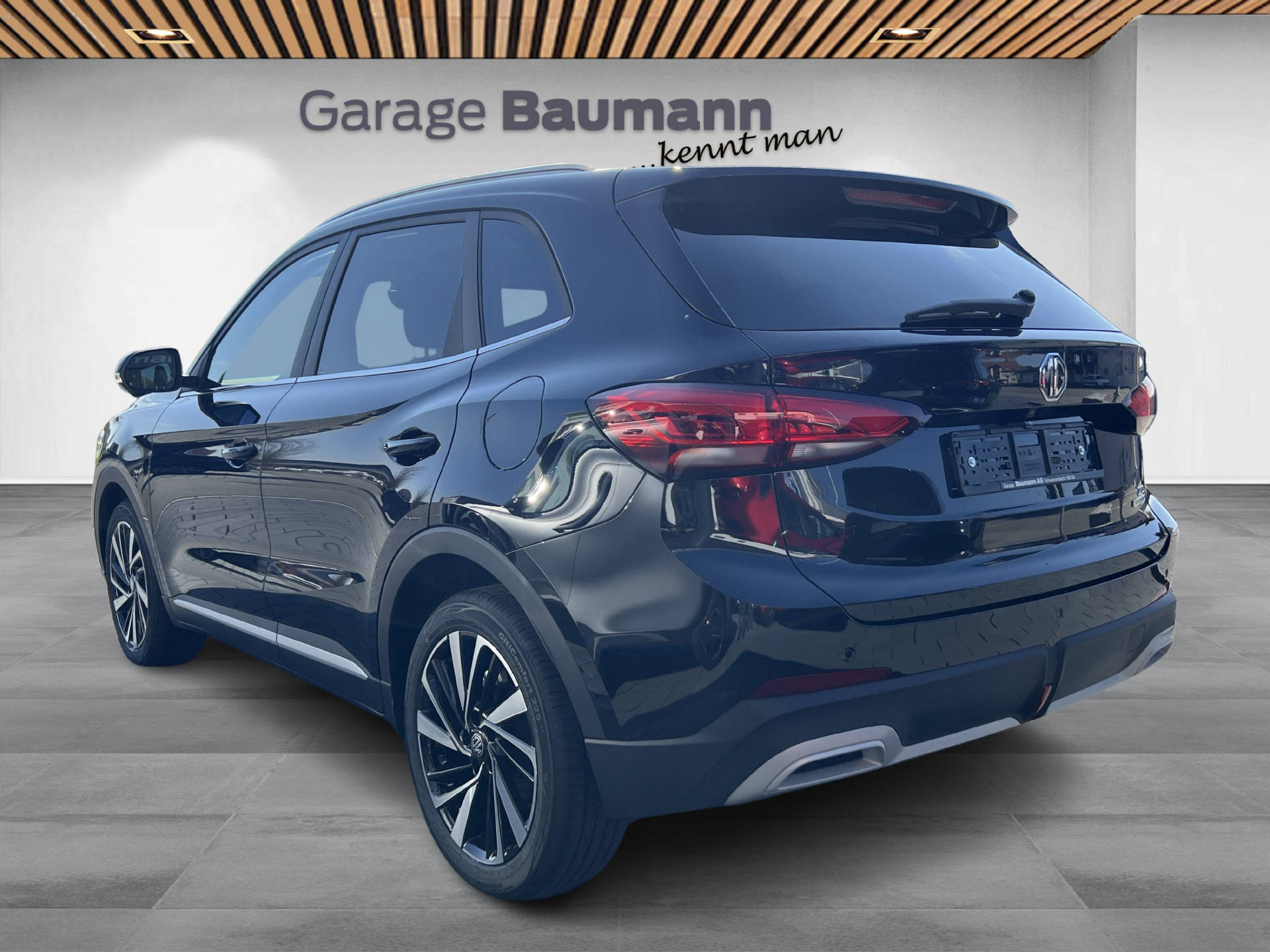 MG ZS 1.5 Hybrid+ Luxury-showroom-element-3