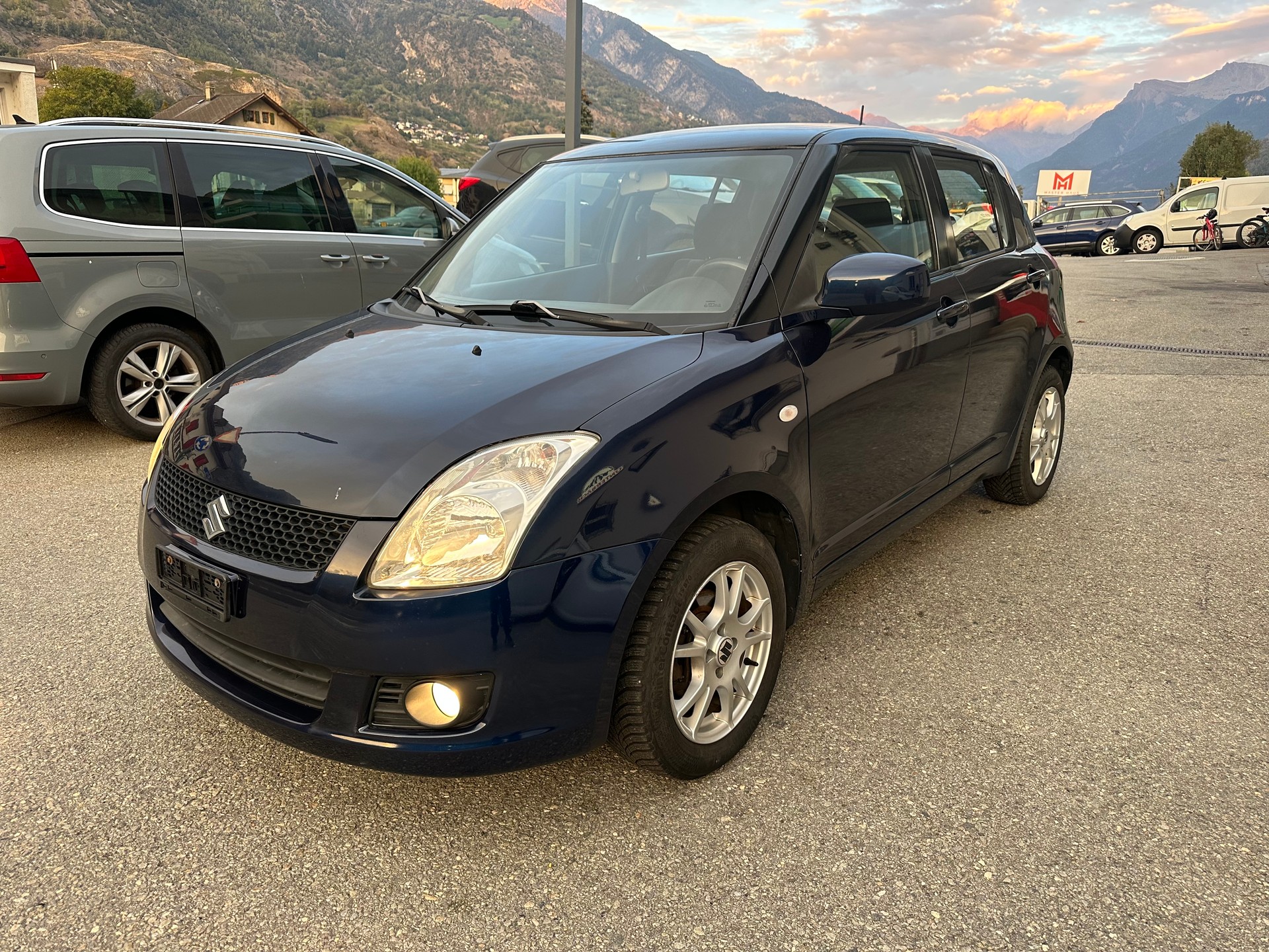 SUZUKI Swift 1.3i 16V GL Top Piz Sulai LE 4x4-image-1
