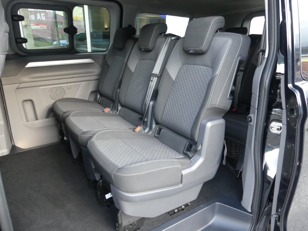 VW Caravelle 2.0 TDI Life LWB 4 Motion Aut 8-image-11