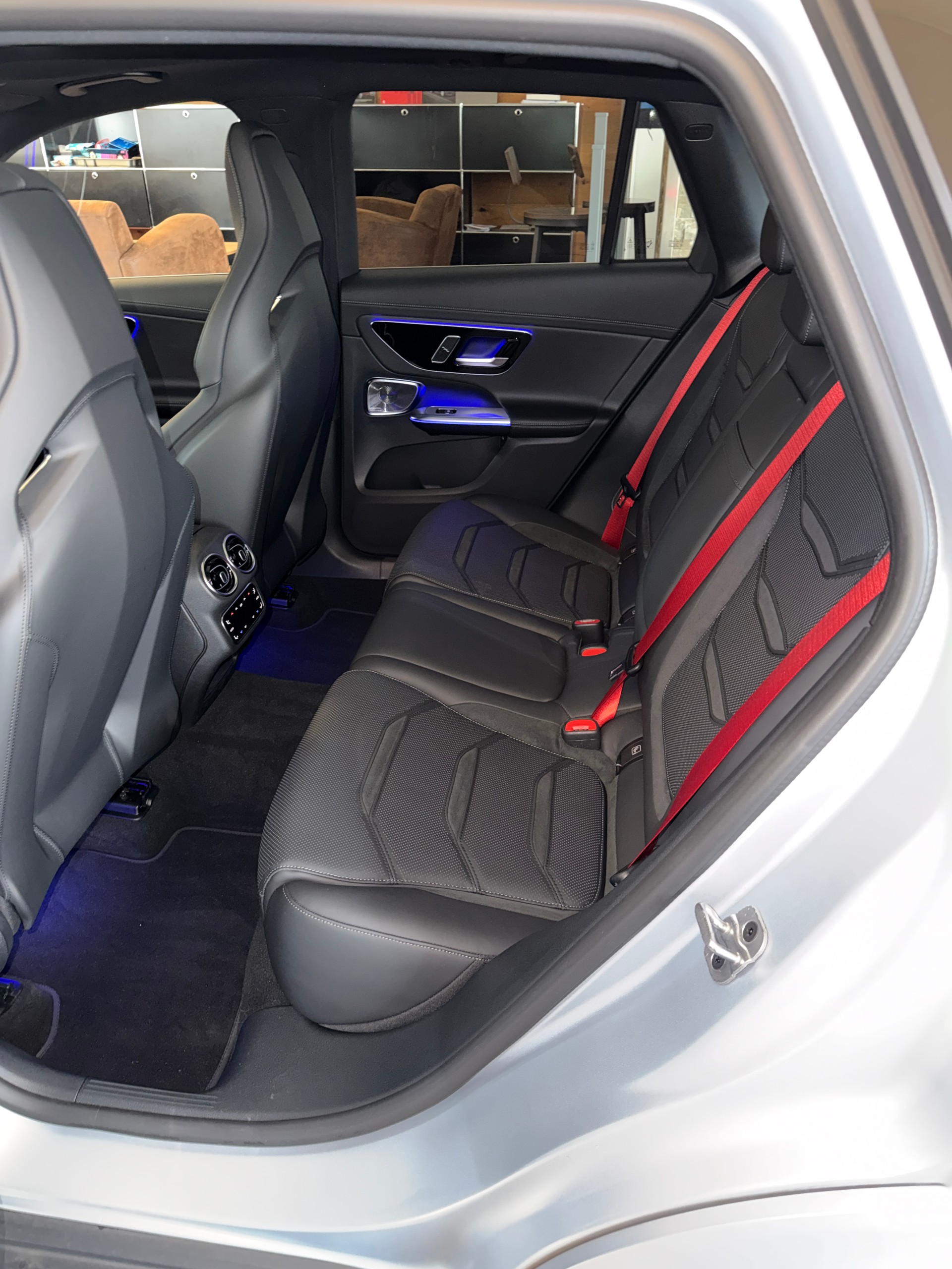 MERCEDES-BENZ GLC 43 AMG 4Matic 9G-Tronic-image-11