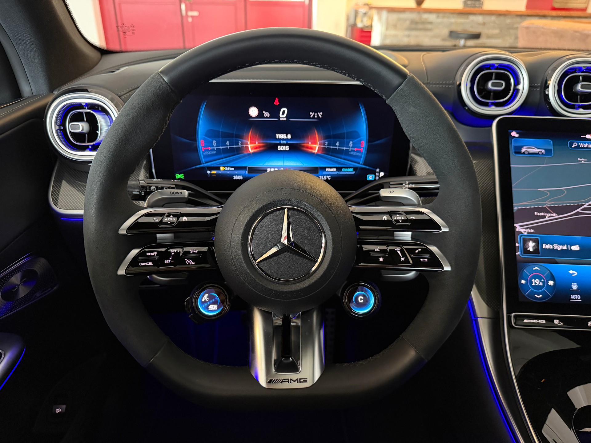 MERCEDES-BENZ GLC 43 AMG 4Matic 9G-Tronic-image-16